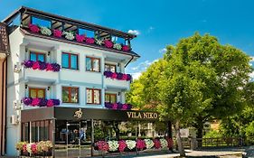 Vila Niko